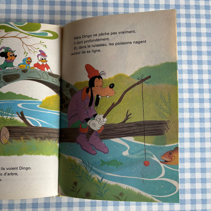 Livre Penny la poule et le grand méchant Loup