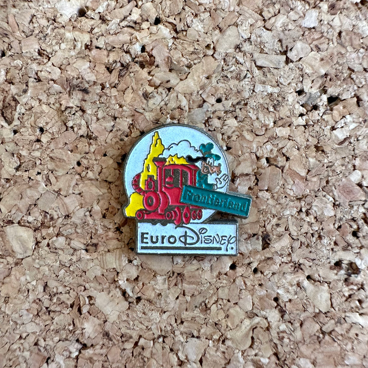 Pin’s Eurodisney Dingo